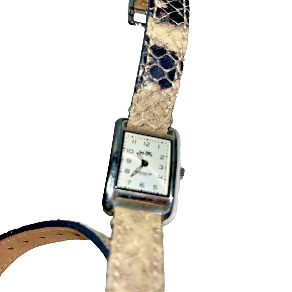 Coach women wristwatch